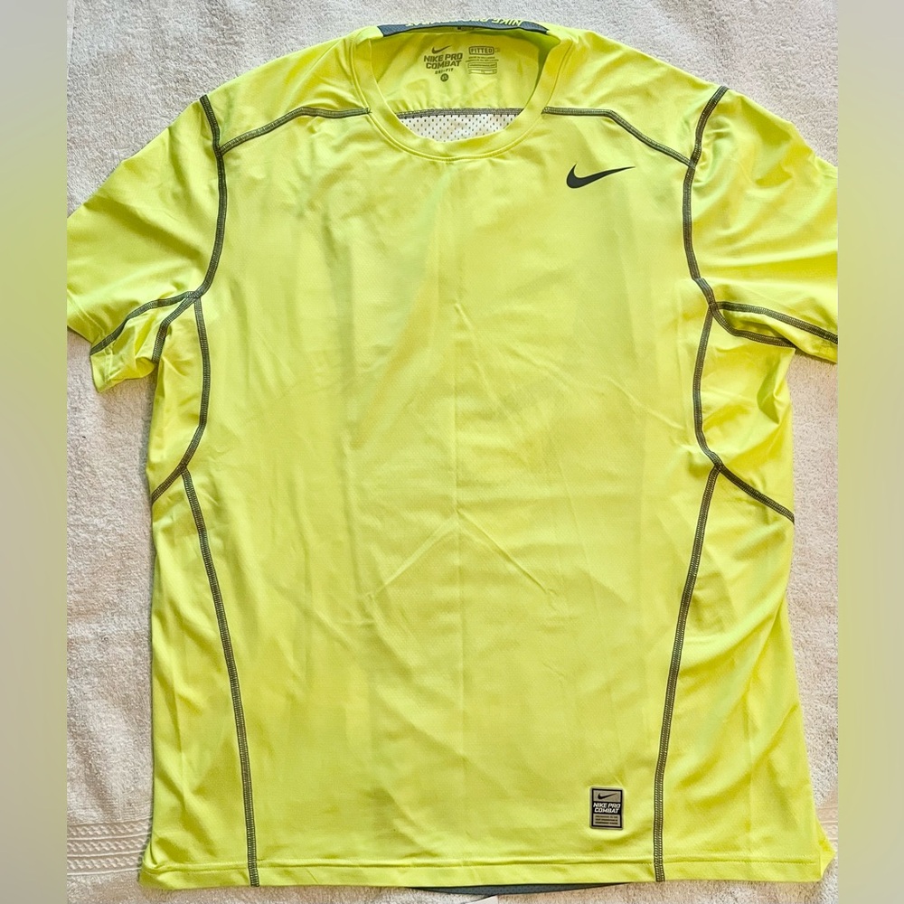 Men’s Nike Pro Combat Dri-Fit Fitted Shirt, Size XL, Yellow & Gray, Pre-Owned - Picture 2 of 11
